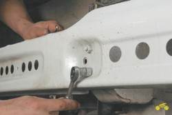 10.5 Замена буферов Chevrolet Niva 2002+