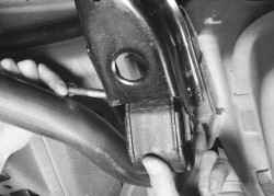 5.4 Замена опор подвески силового агрегата Daewoo Lanos 1997+