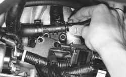5.7.3 Замена прокладки головки блока цилиндров Daewoo Lanos 1997+