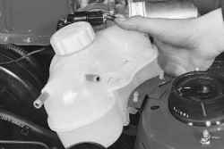 6.1.5 Замена главного цилиндра привода выключения сцепления Daewoo Lanos 1997+