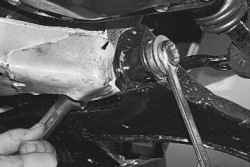 7.1.8 Замена рычага передней подвески Daewoo Lanos 1997+