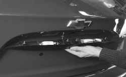 11.10.6 Снятие и установка декоративной накладки крышки багажника Daewoo Lanos 1997+