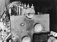 3.2.36 Головка блока цилиндров, регулировка системы   газораспределения Форд Сиерра