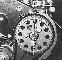 3.2.36 Головка блока цилиндров, регулировка системы газораспределения Форд Сиерра