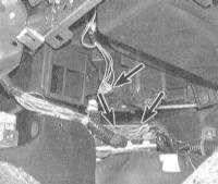 11.24 Снятие и установка основной секции панели приборов Хонда Аккорд 1998
