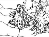 2.8 Передняя крышка и масляный насос 2,0 л DOHC Киа Маджентис