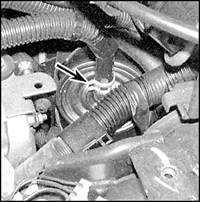 5.3.5 Топливные трубки и соединения трубок Mazda 626