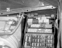 14.8 Расположение основных электрических элементов системы электрооборудования кузова автомобиля Mercedes-Benz W140