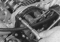 17.5 Распределитель зажигания и ротор распределителя Mercedes-Benz W124