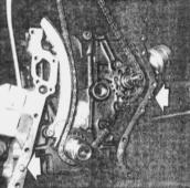 2.8.1 Работы на двигателе М 102 Mercedes-Benz W123