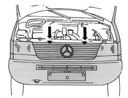 13.5.4 Замена корпуса блок-фары Mercedes-Benz Sprinter