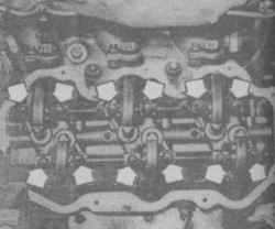 4.5 Валик с коромыслами -снятие и установка Ниссан Terrano II