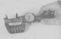 5.9 Головка блока цилиндров-очистка и проверка состояния Ниссан Terrano II