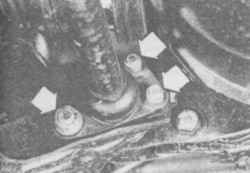 15.6 Торсион - снятие и установка Ниссан Terrano II
