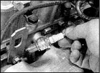 2.4.4 Замена свечей зажигания (SOHC) Opel Astra A