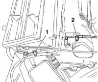5.4.5 Снятие и установка главного корпуса отопителя Opel Astra