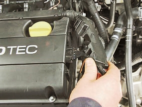 �������� �������� � ������� ������� Opel Astra h