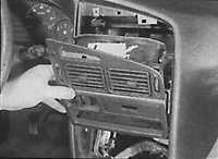13.33 Панель приборов Peugeot 405