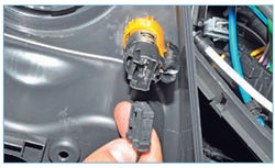 Stepway 305-6.jpg
