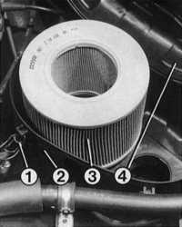 6.15 Замена фильтрующего элемента Renault 19