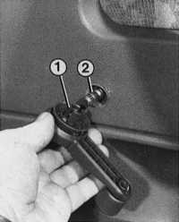 18.6 Двери Renault 19