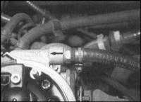 6.2.5 Снятие и установка компонентов системы  Bosch Mono-Motronic Skoda Felicia