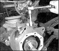 7.4.4 Передняя полуось и сальник Toyota Land Cruiser