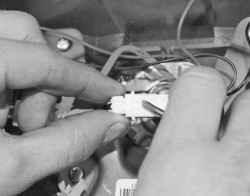 8.3.2 Снятие и установка рулевого колеса ВАЗ 2170