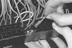 10.3.4 Снятие и установка монтажного блока ВАЗ 2170